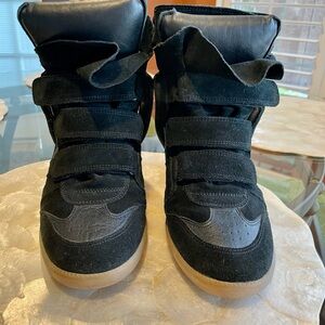 Isabel Marant Bekett Black Suede Sneakers